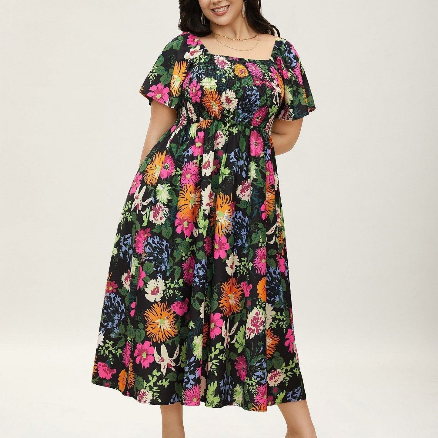 💃Summer Hot Sale 70% OFF🌈Floral Smocked Square Neck Midi Dress with Pockets